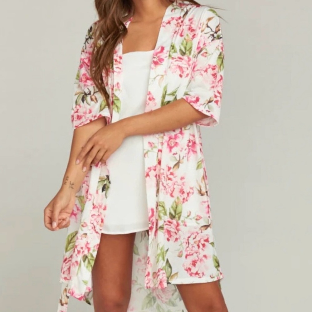 Show Me Your MuMu Brie Floral Robe - Pink and White